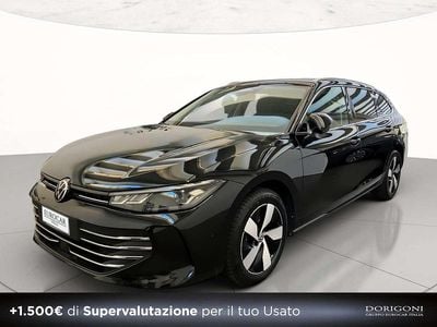 Usata VW Passat Business 150 CV (110 kW) 2024 Grenadill black metallizzato Station wagon