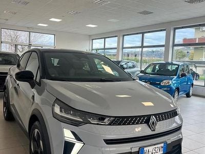 Nuova Renault Captur Techno 101 CV (74 kW) 2025 Blu SUV