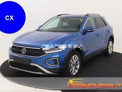 Usata VW T-Roc Life 2023 Blu SUV