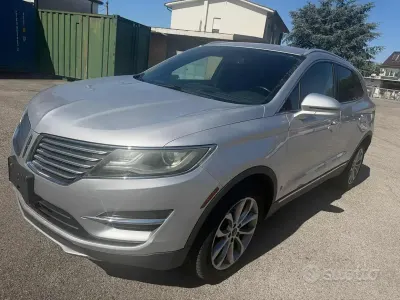 Usata Lincoln Aviator 136 CV (100 kW) 2015 Grigio SUV