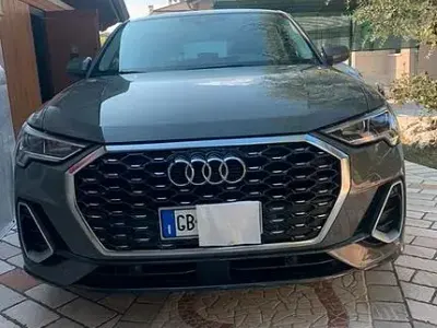 Usata Audi Q3 Sportback S-Line 150 CV (110 kW) 2020 Grigio SUV