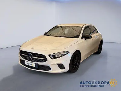 Usata Mercedes A180 116 CV (85 kW) 2019 Bianco Berlina