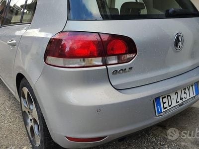 Usata VW Golf VI 105 CV (77 kW) 2010 Grigio Utilitaria