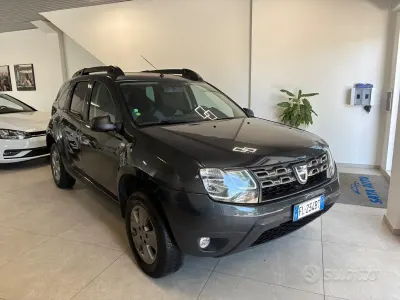 Usado Dacia Duster 114 CV (83 kW) 2018 Gris SUV