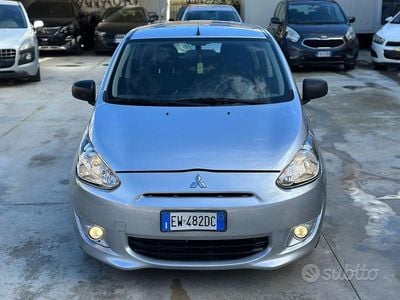 Usata Mitsubishi Space Star Intense 70 CV (51 kW) 2014 Grigio Monovolume