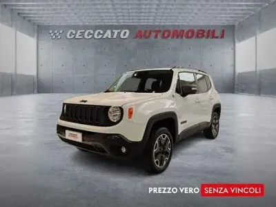 Usata Jeep Renegade Trailhawk 170 CV (125 kW) 2015 Bianco SUV