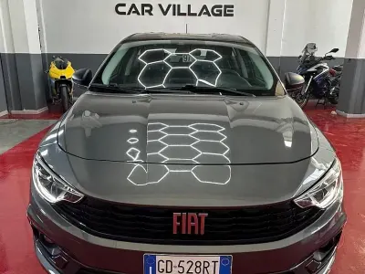 Occasion Fiat Tipo City Life 100 ch (73 kW) 2021 Gris Berline