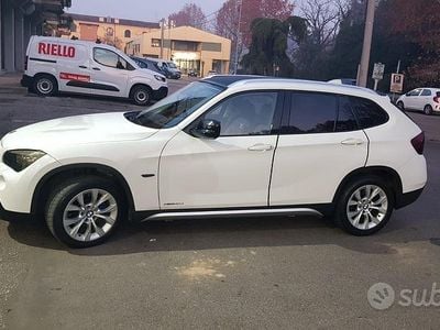 Käytetty BMW X1 143 HP (105 kW) 2011 Valkoinen Katumaasturi