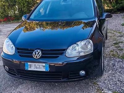 Begagnad VW Golf VI 105 HK (77 kW) 2008 Svart Halvkombi