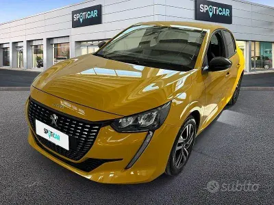 Usata Peugeot 208 Active 101 CV (74 kW) 2023 Giallo Utilitaria