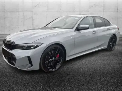 Usata BMW 330 M Sport 245 CV (180 kW) 2024 Grigio Berlina