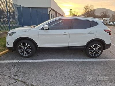 Usata Nissan Qashqai N-Connecta 110 CV (80 kW) 2018 Bianco SUV