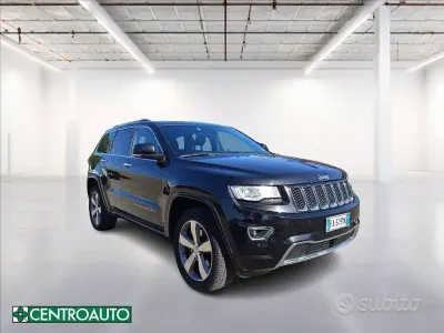 Usata Jeep Grand Cherokee Overland 250 CV (183 kW) 2014 Nero pastello SUV
