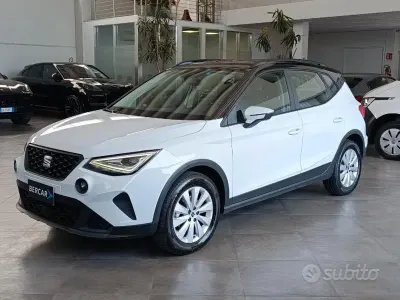 Usata Seat Arona Style 110 CV (80 kW) 2022 Bianco SUV
