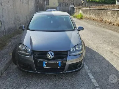 Usata VW Golf VI Sport 140 CV (102 kW) 2008 Grigio Utilitaria