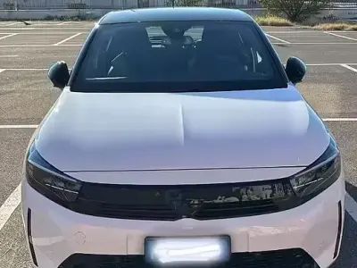 Usata Opel Corsa S 75 CV (55 kW) 2024 Bianco Utilitaria