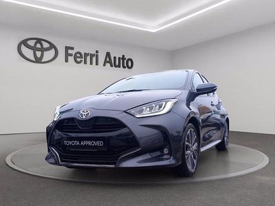 Usata Toyota Yaris Hybrid Lounge 131 CV (96 kW) 2024 Dark grey met Berlina
