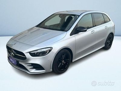 Usata Mercedes B250e Advanced Plus 217 CV (159 kW) 2024 Argento Monovolume