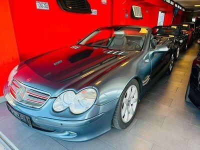 Usata Mercedes SL500 306 CV (225 kW) 2002 Blu/azzurro Cabrio