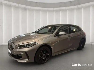 Usata BMW 116 Sport Line 109 CV (80 kW) 2022 Grigio Utilitaria