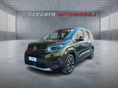 Nuova Citroën Berlingo 100 CV (73 kW) 2026 Verde Monovolume
