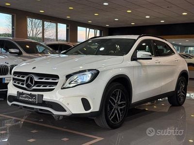 Usata Mercedes GLA200 136 CV (100 kW) 2019 Bianco SUV