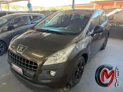 Usata Peugeot 3008 Premium 110 CV (80 kW) 2009 Marrone Berlina