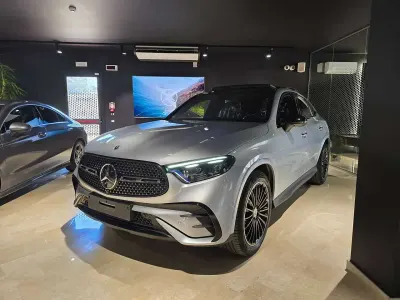 Usata Mercedes GLC300 Premium Plus 245 CV (180 kW) 2025 Argento metallizzato high tech SUV