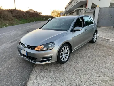 Usata VW Golf VII Highline 105 CV (77 kW) 2013 Grigio Berlina
