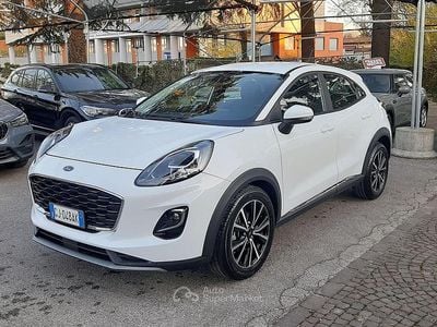 Usata Ford Puma Titanium 124 CV (91 kW) 2022 Bianco SUV