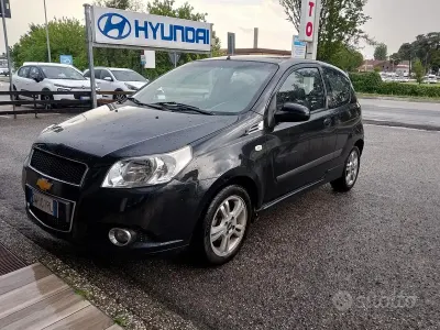 Usata Chevrolet Aveo 82 CV (60 kW) 2009 Nero Berlina