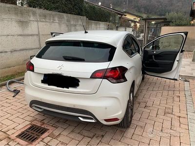 Usata Citroën DS4 So Chic 111 CV (81 kW) 2013 Bianco Utilitaria