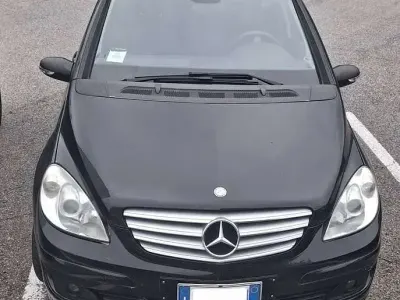 Occasion Mercedes B180 109 PK (80 kW) 2008 Zwart MPV