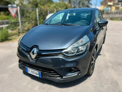 Usata Renault Clio IV 75 CV (55 kW) 2017 Grigio Berlina