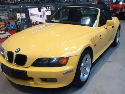 Usata BMW 318 Cabriolet 119 CV (87 kW) 2001 Giallo Cabrio