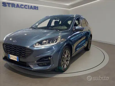 Usata Ford Kuga ST-Line 190 CV (139 kW) 2023 Blu metallizzato SUV