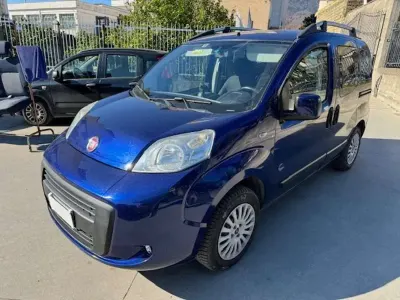 Usata Fiat Qubo Trekking 77 CV (56 kW) 2015 Blu/azzurro Monovolume