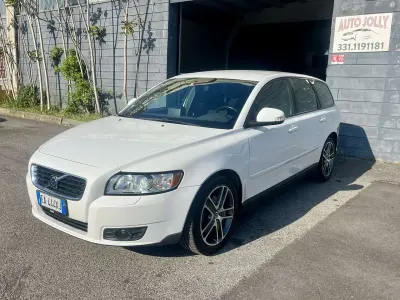 Occasion Volvo V50 R-Design 109 PK (80 kW) 2010 Wit Stationwagen