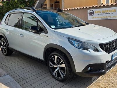 Usata Peugeot 2008 GT-line 110 CV (80 kW) 2016 Bianco SUV