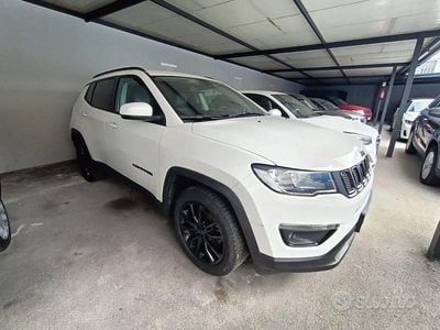 Usata Jeep Compass Night Eagle 150 CV (110 kW) 2020 Bianco pastello SUV