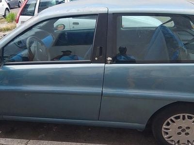 Usata Lancia Ypsilon 2003 Blu Utilitaria