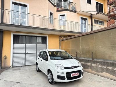 Usata Fiat Panda Easy 69 CV (50 kW) 2018 Bianco Utilitaria