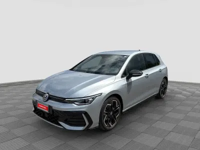 Usata VW Golf VIII 116 CV (85 kW) 2025 Dolomite silver