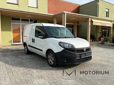 Usata Fiat Doblò Business 105 CV (77 kW) 2021 Bianco Monovolume