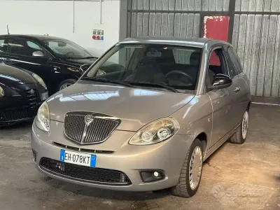 Usata Lancia Ypsilon Platinum 69 CV (50 kW) 2011 Other Utilitaria