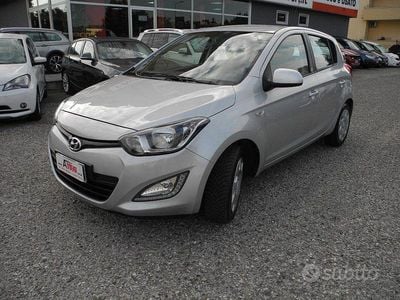 Usata Hyundai i20 Classic 74 CV (54 kW) 2014 Grigio Utilitaria