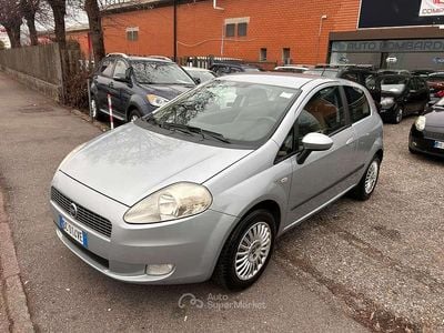 Usata Fiat Grande Punto Active 77 CV (56 kW) 2006 Grigio Utilitaria