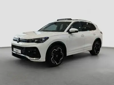 Nuova VW Tiguan R-line Plus 150 CV (110 kW) 2025 Bianco SUV