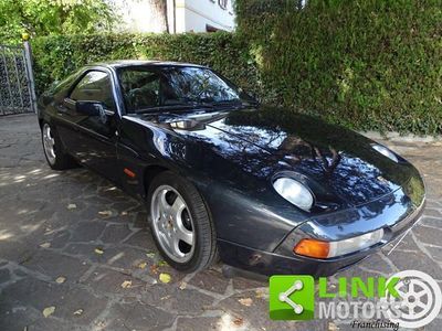 Porsche 928