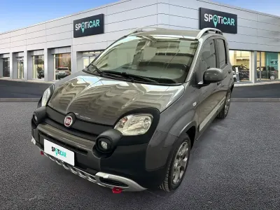 Usata Fiat Panda Cross Cross 69 CV (50 kW) 2018 Nero Utilitaria